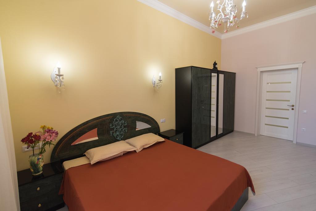 Vip Apartment In The Very Center Of Odessa With Sea View Eksteriør bilde